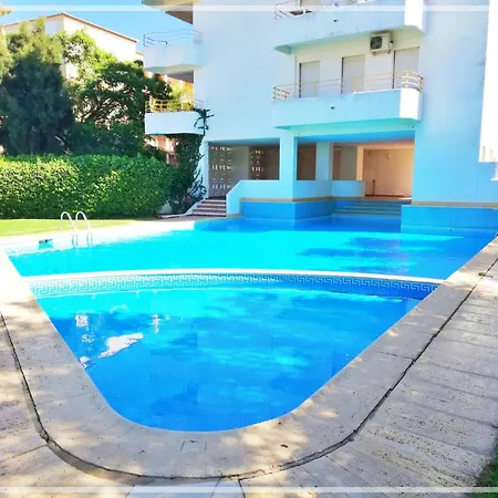 Holiferias Amoreira Mar Apartment