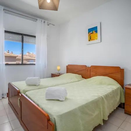 Holiferias Amoreira Mar Apartment