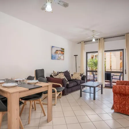 Holiferias Amoreira Mar * 알보르