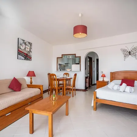 Holiferias Amoreira Mar 알보르