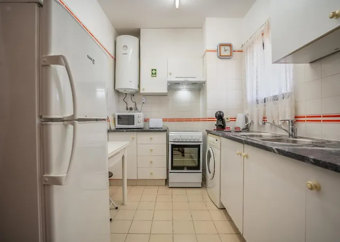 Holiferias Amoreira Mar * Alvor