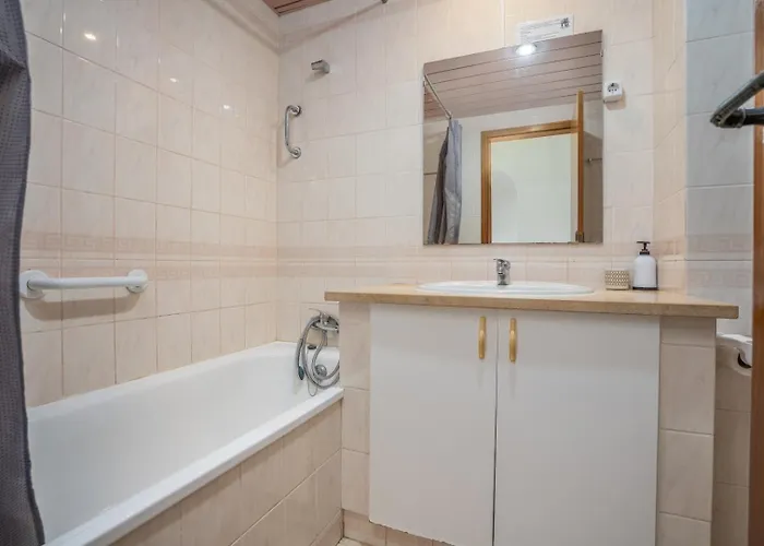 Holiferias Amoreira Mar *