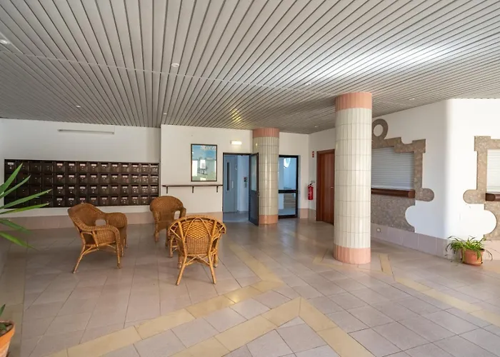 Holiferias Amoreira Mar Lägenhet *