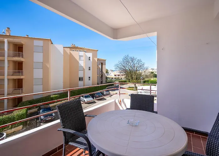 Holiferias Amoreira Mar *