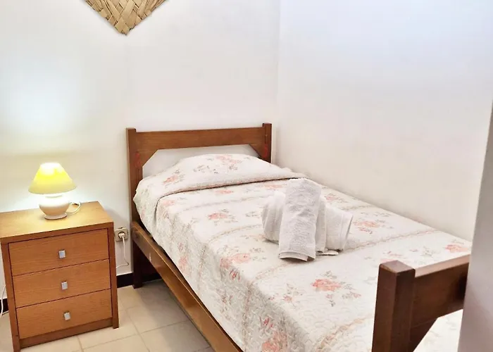 アパート Holiferias Amoreira Mar アルヴォル