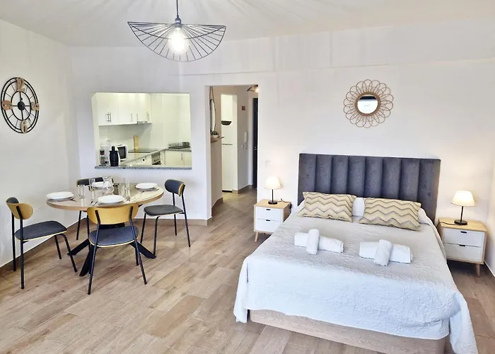 Holiferias Amoreira Mar アパート *